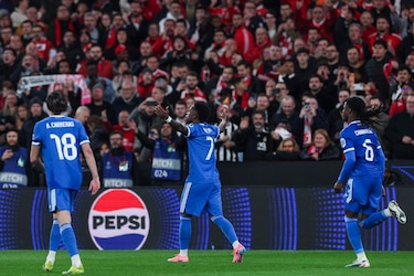 Real Madrid toma revancha y golpea primero al Benfica