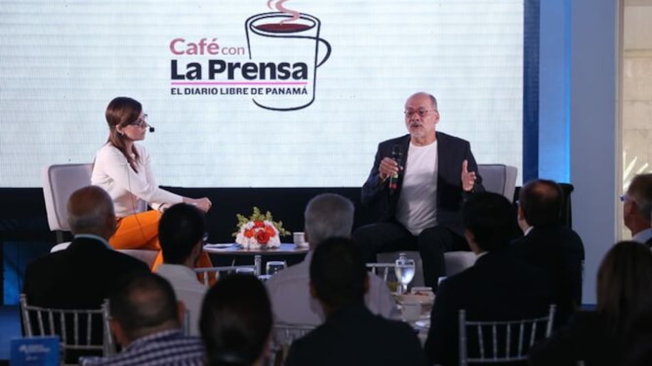 Álvaro Uribe: 'No hay que tener miedo a la planificación y al reordenamiento urbano de la ciudad'