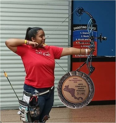 Arquera panameña Alexandra Cleghorn obtiene bronce en el Centroamericano de tiro con arco  