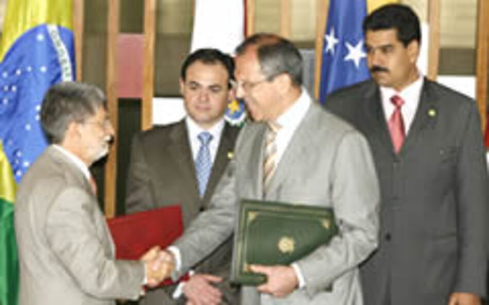 Brasil llama a unidad de desquebrajado Mercosur