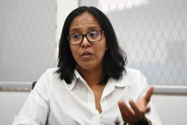 La presidente del COP celebra la medalla de Atheyna Bylon y la entrega de los atletas panameños