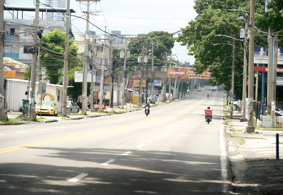 Empresarios critican los trámites para la reapertura