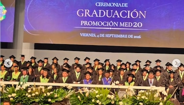 UP gradúa a 69 médicos y destaca un 95% de aprobación en examen de certificación desde 2014