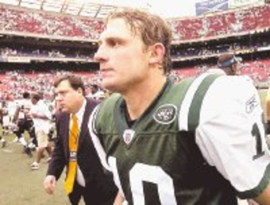 Chad Pennington queda fuera de la temporada