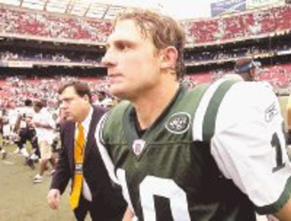 Chad Pennington queda fuera de la temporada