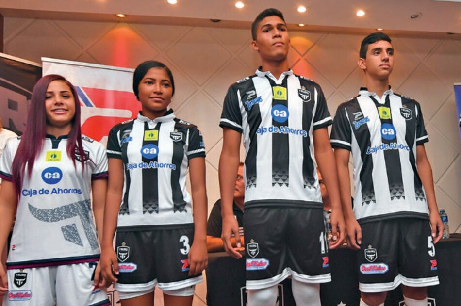 Tauro FC presenta sus nuevos colores para el Apertura