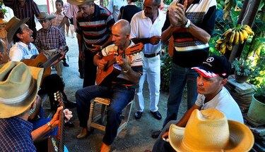 Tradiciones de Bolivia y Cuba ingresan a lista del patrimonio inmaterial