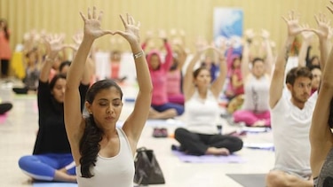 Se inicia el festival dedicado al yoga