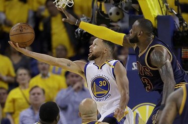 LeBron contra Golden State, capítulo IV