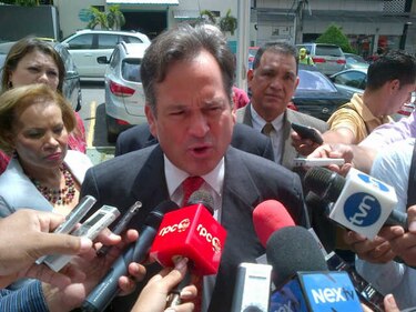 CEN del PRD se reúne con magistrados del TE para afinar primarias