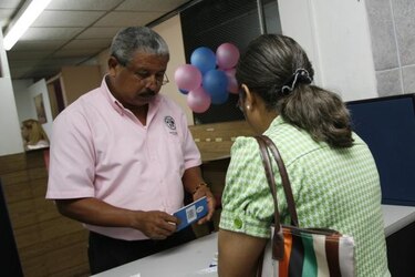 En la Dirección de Pasaportes se podrá pagar con tarjetas de débito y crédito