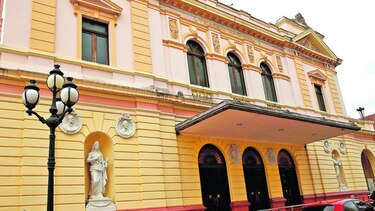 Comienza evaluación del Teatro Nacional