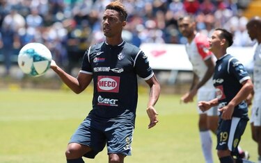 Futbolista cubano detenido en Costa Rica por cargos de violación