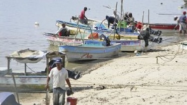 En Puerto Caimito exigen atracadero