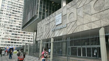 Inversores de Petrobras, tranquilos con subasta
