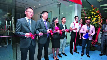 Huawei abrió su primera tienda en Panamá