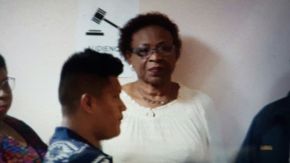 Linda Thomas, exjefa de Laboratorio de la CSS, solicita en audiencia un reemplazo de pena.