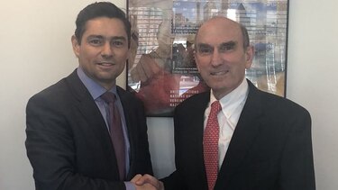 Estados Unidos mantiene canal diplomático con gobierno de Maduro