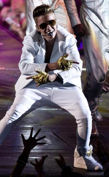Bieber pide perdón a sus fanáticos tras polémico concierto en Londres
