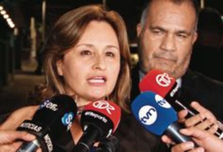 Hernán De León está mintiendo: Kenia Porcell