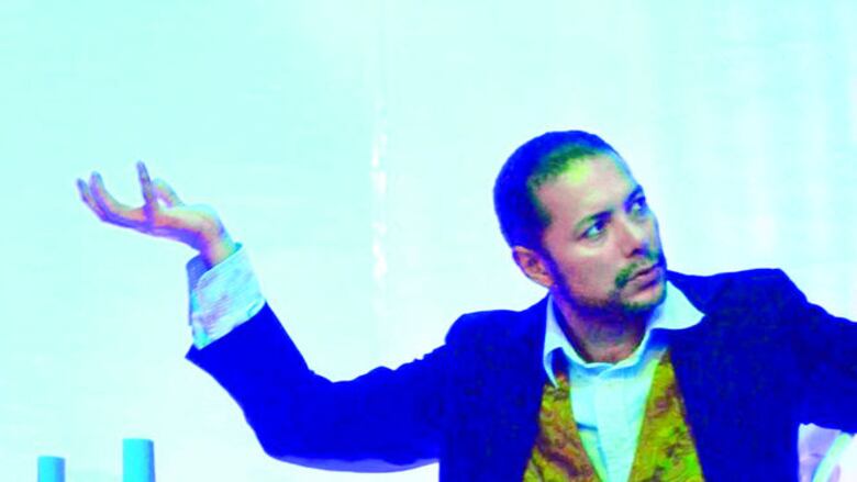 A David, llegan los monólogos