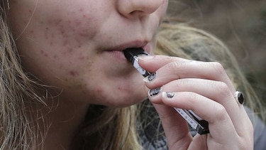 Aumenta uso de cigarillos electrónicos entre jóvenes de Estados Unidos