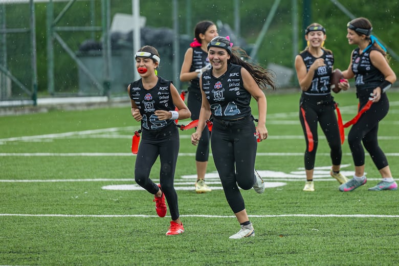 Eagles, Kolts, Raiders y Dragons triunfan en semifinales de la Kiwanis Football League