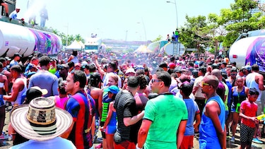 Accidentado inicio de las fiestas de Carnaval