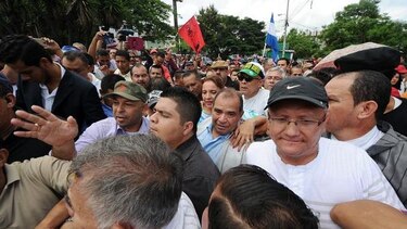 Honduras: Sacan a periodista antes de ser juzgado