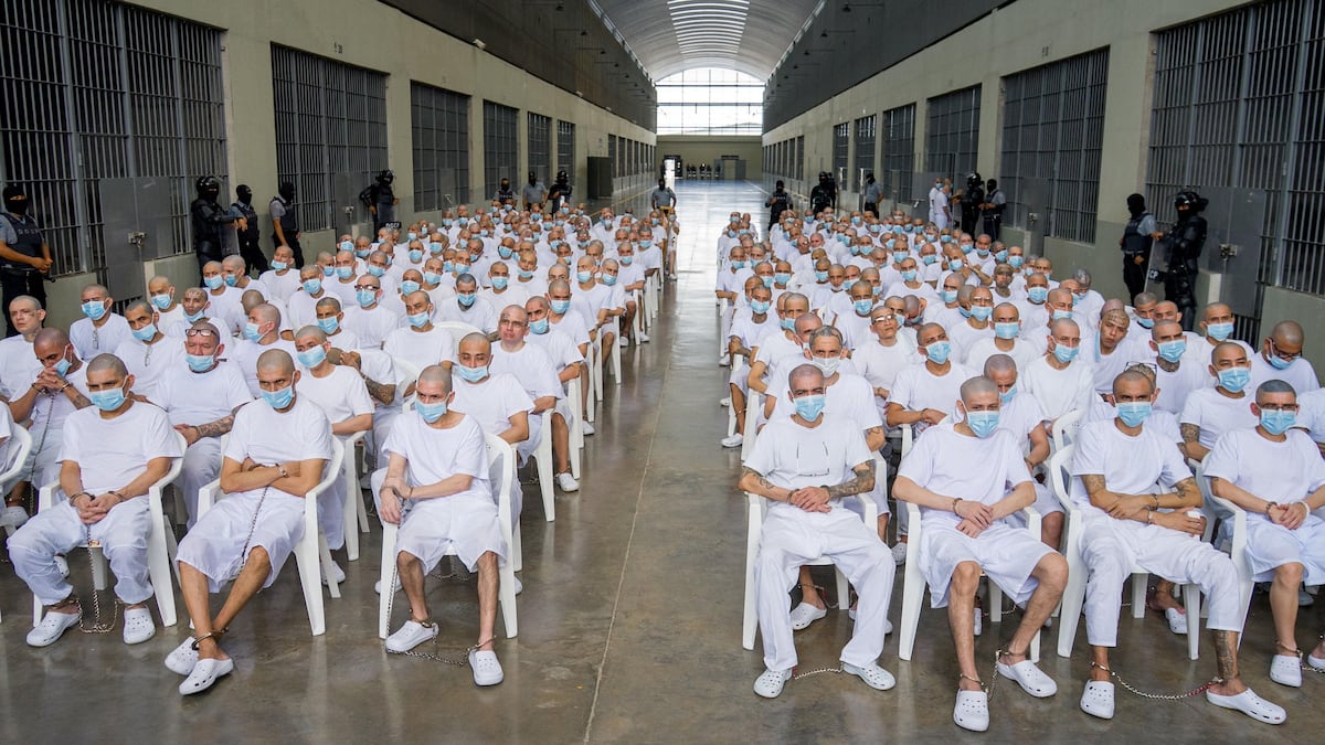 Arranca el megajuicio contra centenares de supuestos pandilleros de la Mara Salvatrucha