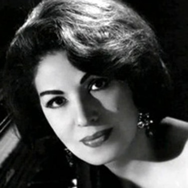 Consuelo Velázquez, la compositora mexicana que creó el éxito mundial "Bésame mucho" (e intentó mantenerse anónima)