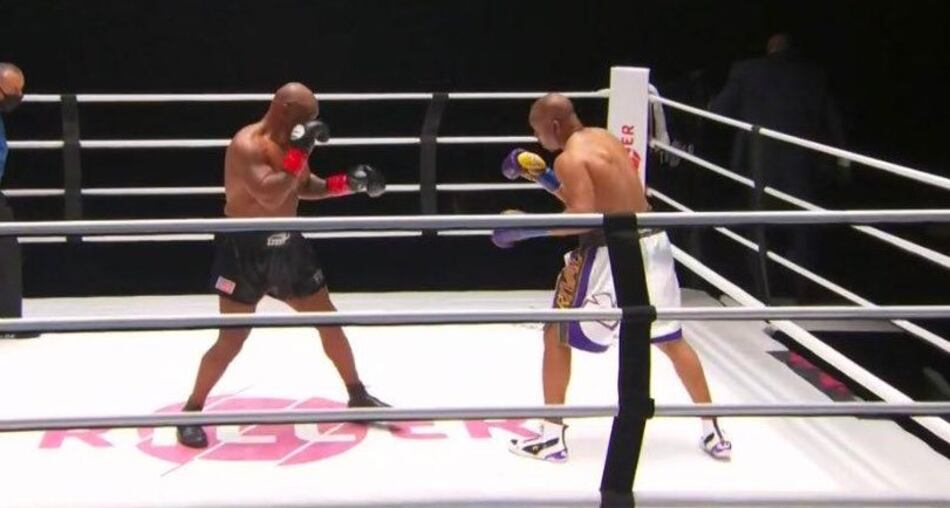 Mike Tyson empata con Jones Jr. en su primer combate en 15 años
