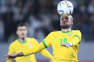 Avión de Neymar aterrizó de emergencia en el norte de Brasil