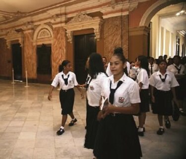 Instituto Nacional reabre sus puertas