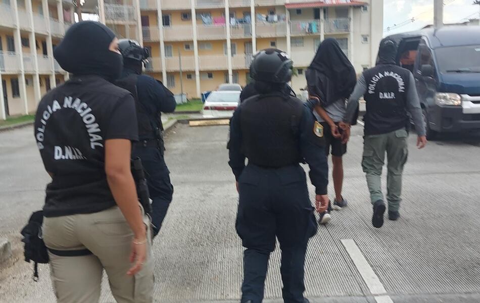 Al menos 11 aprehendidos durante operativo antipandillas en Colón