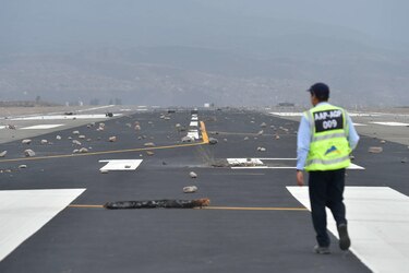 Reabre el aeropuerto de Arequipa y Perú estima que otros le sigan mañana