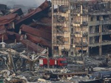 China: Mueren 50 personas en explosión en puerto de Tianjin