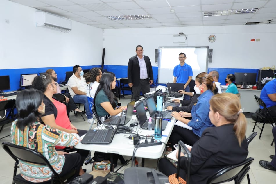 Meduca implementará libreta digital de calificaciones