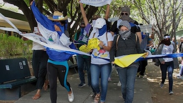 Oposición de Nicaragua paraliza diálogo con el gobierno tras represión