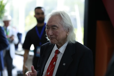 Científico Michio Kaku advierte: la carrera por la computación cuántica redefinirá la economía, el poder y el empleo