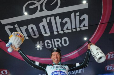 Colombiano Urán gana etapa y ahora es el líder del Giro