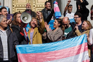 Desde este jueves, los españoles podrán cambiar de sexo, desde los 16 años