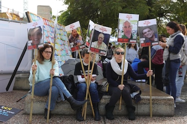 Familias de rehenes israelíes en Gaza acaban 24 horas de protesta para exigir su retorno