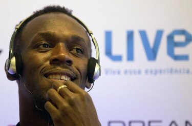 Usain Bolt gana sus primeros 100 metros de 2014 en carrera de exhibición