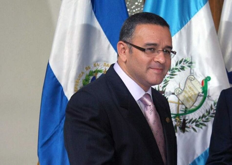 Ordenan detención de expresidente salvadoreño Mauricio Funes por nuevos delitos