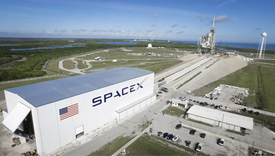 NASA encarga la primera misión tripulada a la empresa privada 'SpaceX'