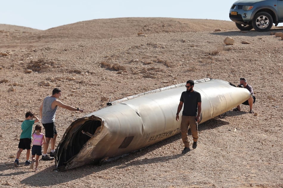 Irán e Israel intercambian golpes sin precedentes y se acercan a una guerra abierta