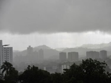 Debilidad de vientos alisios trae la lluvia a Panamá en el caluroso mes de abril
