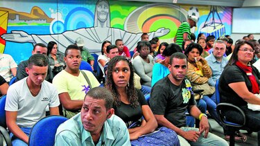 Desempleo en Brasil rompe récord y salta a 12.6%