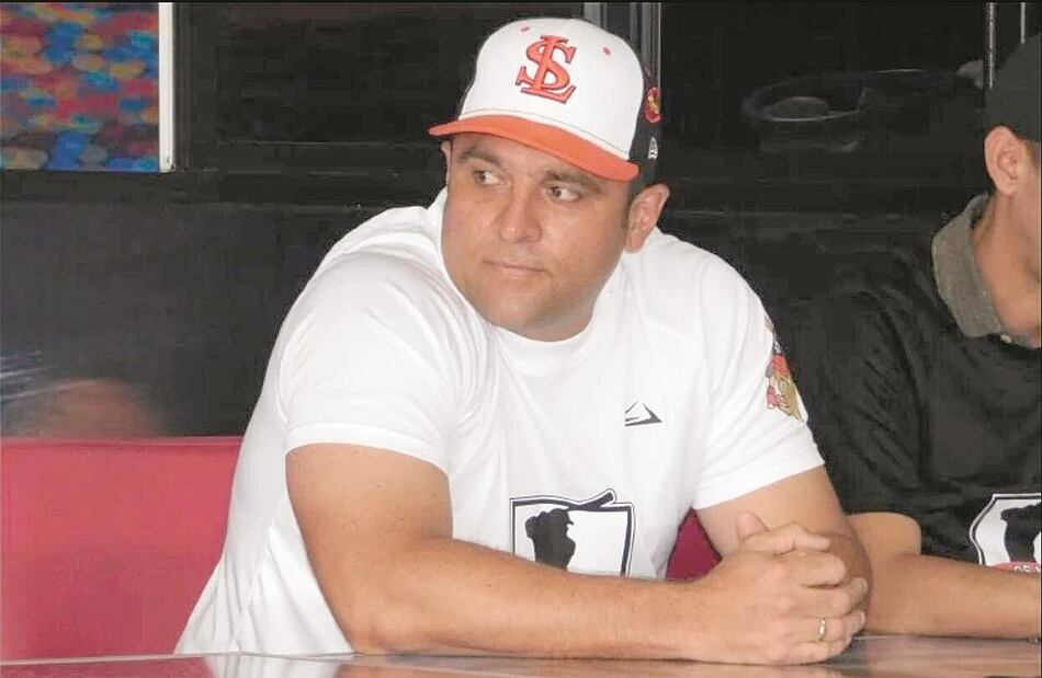 Se alistan para torneo mayor de béisbol dos pilotos que harán estreno